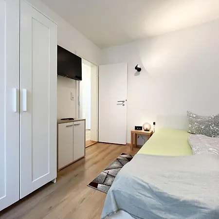 Апартаменти Augsburgliving - Business- Und Ferienapartments Аугсбург
